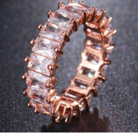 Exquisite Retangle Cubic Zirconia Romantic Brass Ring